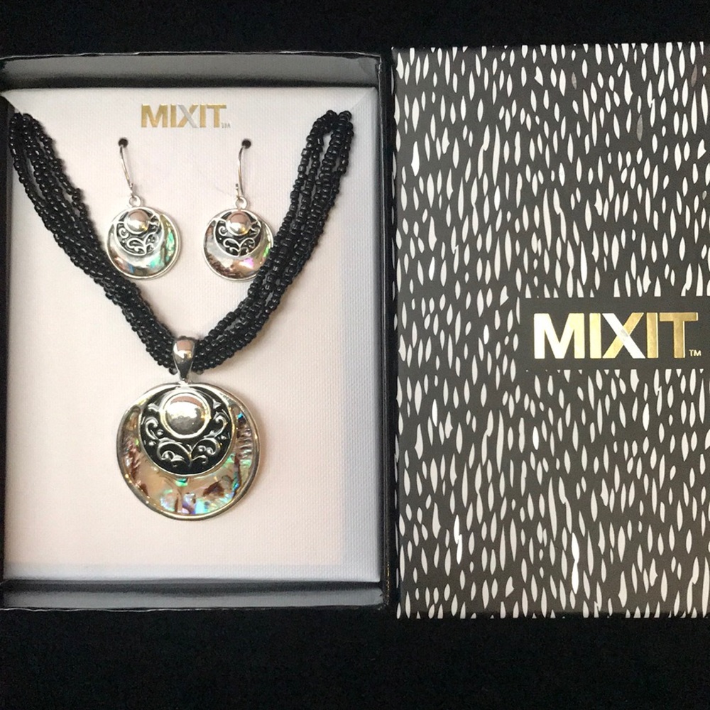 MIXIT, Necklace and Earrings set